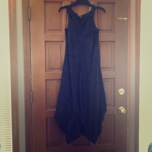 Size small black linen dress.